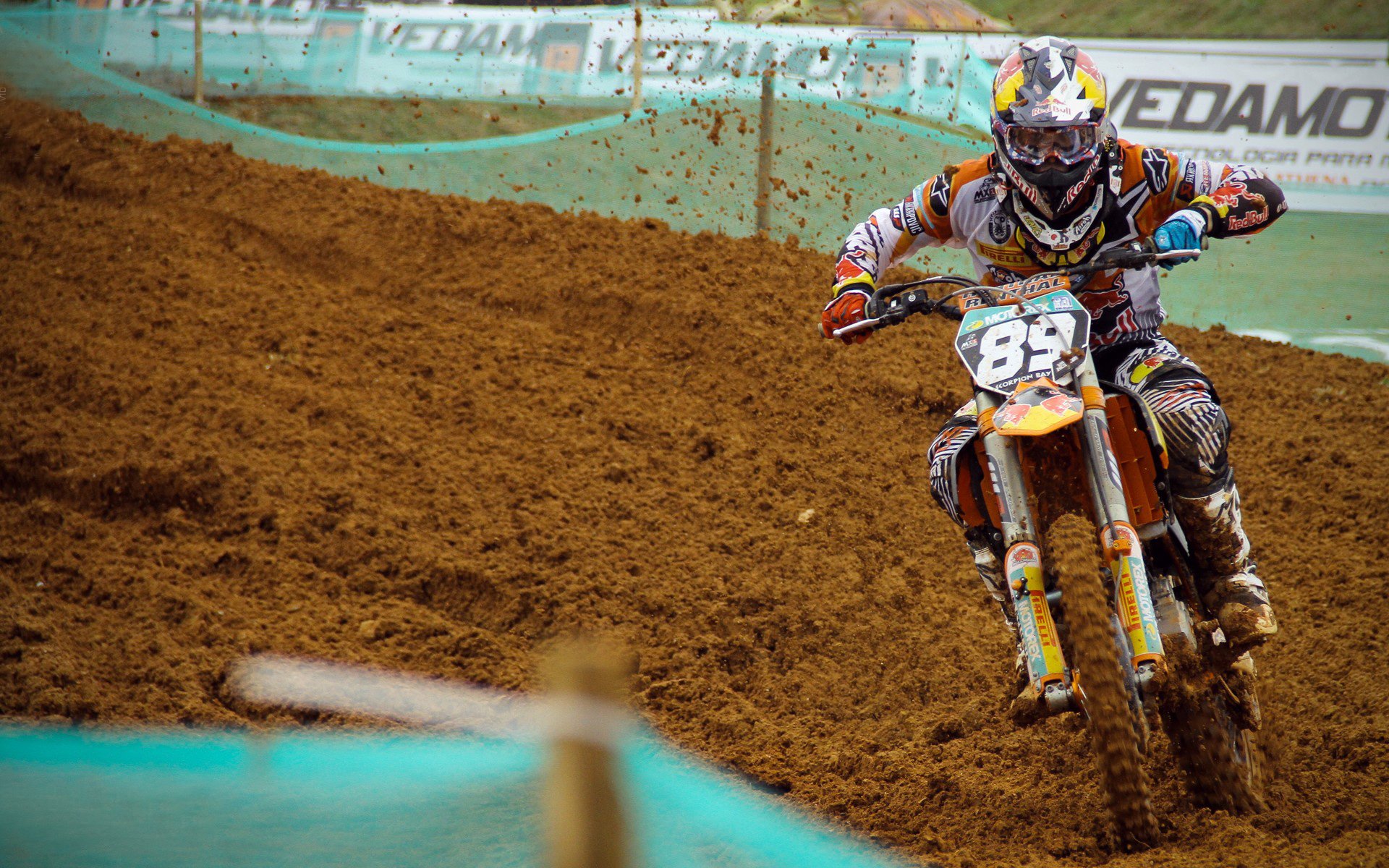 Kaiyun APP-德甲场面火爆：攻坚战中呈现极致实力，德甲收官战